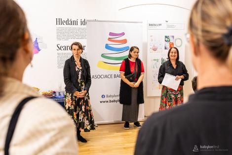 Babička a my / výstava