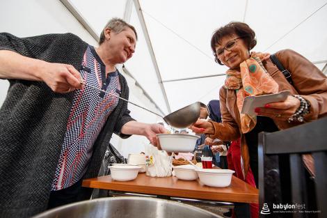 Zahájení festivalu a sázení stromů národů