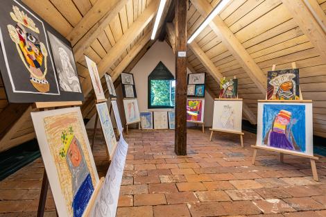 Stopy Elišky Rejčky stále živé / výstava v Arnoldově vile