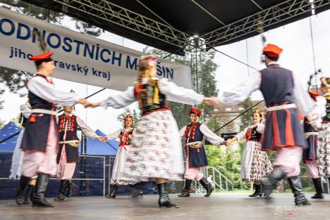 DEN NÁRODNOSTNÍCH MENŠIN JMK