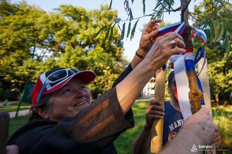 Sázení stromů národů