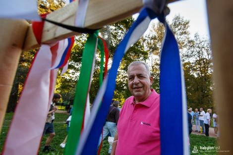 Sázení stromů národů