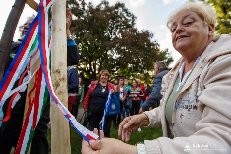 Zahájení festivalu a sázení stromů národů