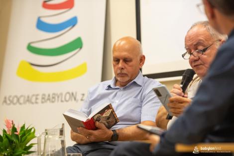 Hudebně – literární (pod) večer