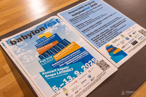 Babička a my / výstava