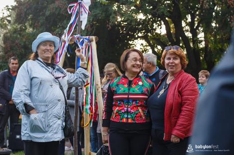 Zahájení festivalu a sázení stromů národů