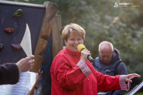 Zahájení festivalu a sázení stromů národů