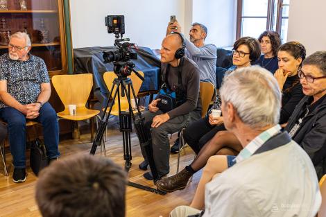 ŽIJEME ZDE SPOLEČNĚ