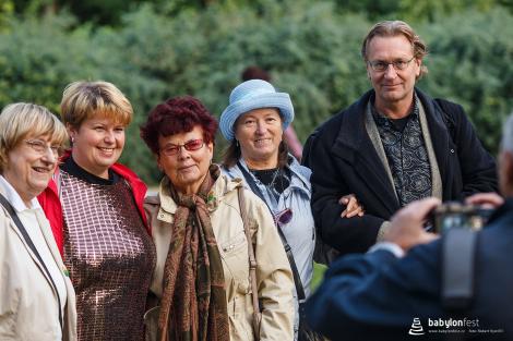 Zahájení festivalu a sázení stromů národů