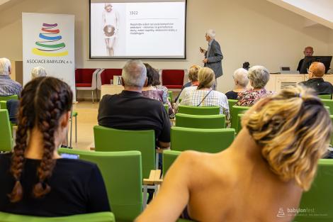 HUDEBNĚ LITERÁRNÍ (POD)VEČER