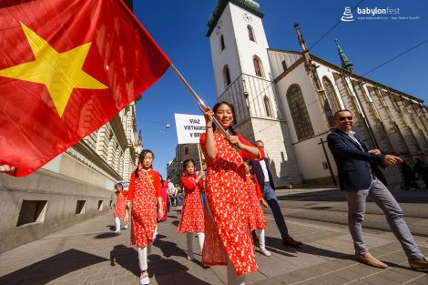 Babylon pod Špilberkem – průvod