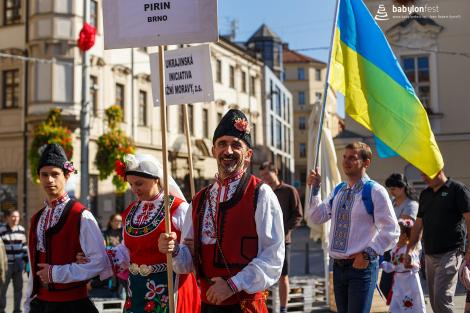 Babylon pod Špilberkem – průvod