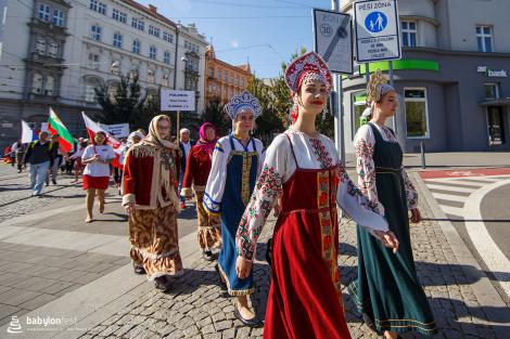 Babylon pod Špilberkem – průvod