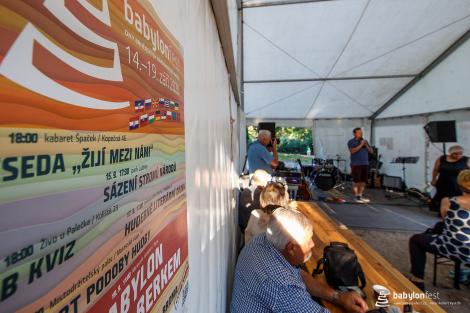 Zahájení festivalu a sázení stromů národů