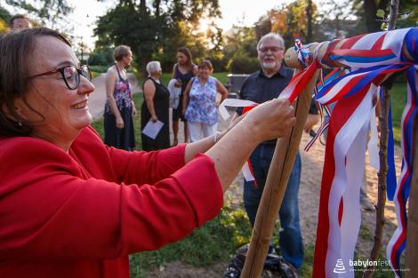 Zahájení festivalu a sázení stromů národů