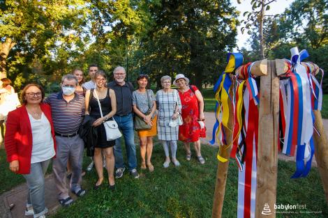 Zahájení festivalu a sázení stromů národů