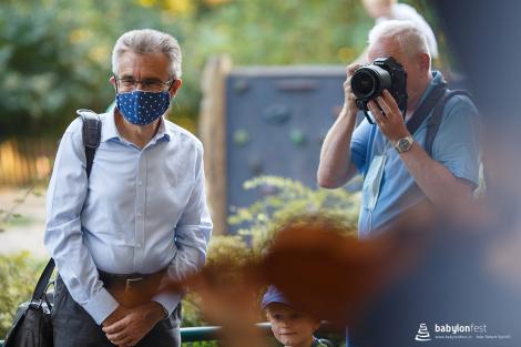 Zahájení festivalu a sázení stromů národů