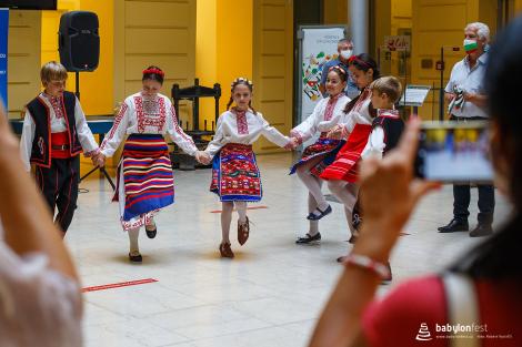 Bulharské pásmo písní a tanců