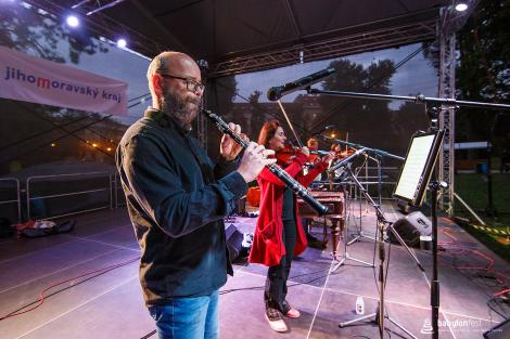 Cimbal Classic a Martha & Tena Elefteriadu