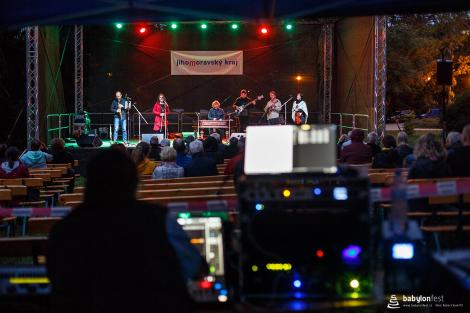 Cimbal Classic a Martha & Tena Elefteriadu