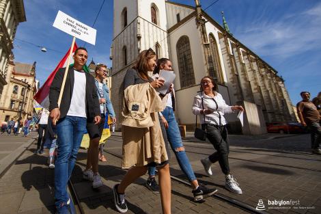 Babylon pod Špilberkem – průvod