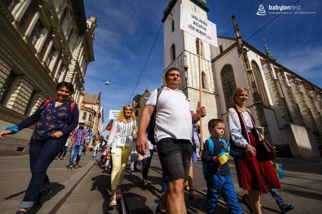 Babylon pod Špilberkem – průvod