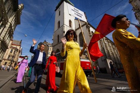 Babylon pod Špilberkem – průvod