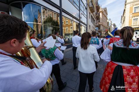 Babylon pod Špilberkem – průvod