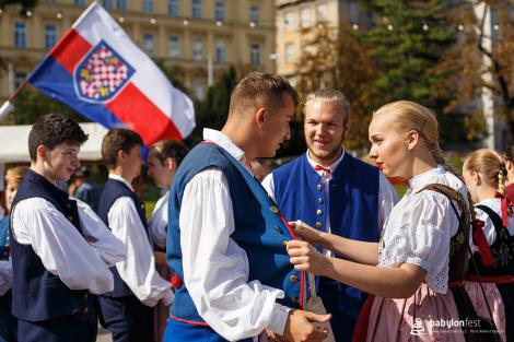 Babylon pod Špilberkem – průvod