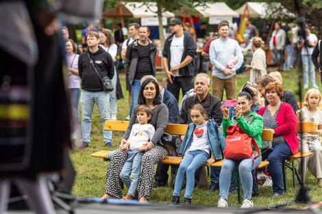 DEN NÁRODNOSTNÍCH MENŠIN JMK