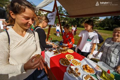 Babylon pod Špilberkem – Moravské náměstí