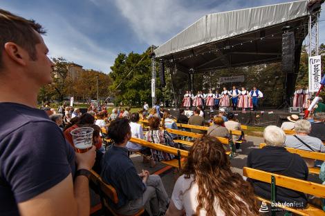 Babylon pod Špilberkem – Moravské náměstí