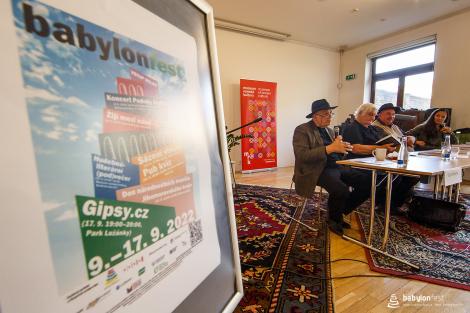 Hudebně – literární (pod) večer