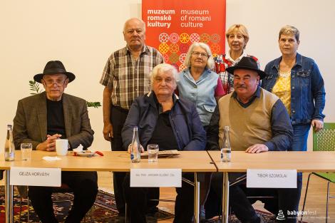 Hudebně – literární (pod) večer