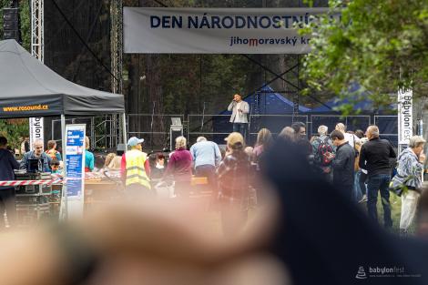 DEN NÁRODNOSTNÍCH MENŠIN JMK