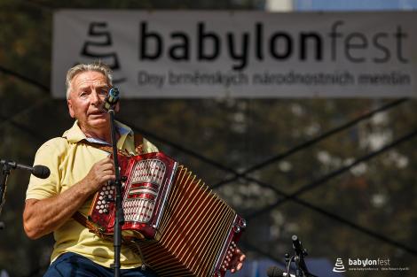 Babylon pod Špilberkem – Moravské náměstí