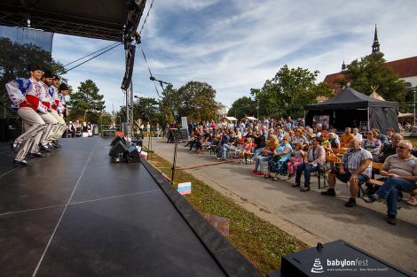 Babylon pod Špilberkem – Moravské náměstí