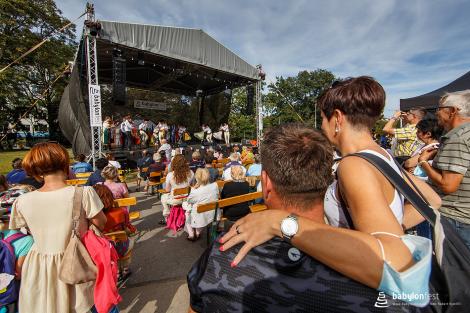 Babylon pod Špilberkem – Moravské náměstí