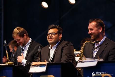 Rozhlasový Big Band Gustava Broma a zpěvačka Zuzana Gamboa