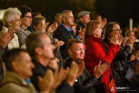 Rozhlasový Big Band Gustava Broma a zpěvačka Zuzana Gamboa