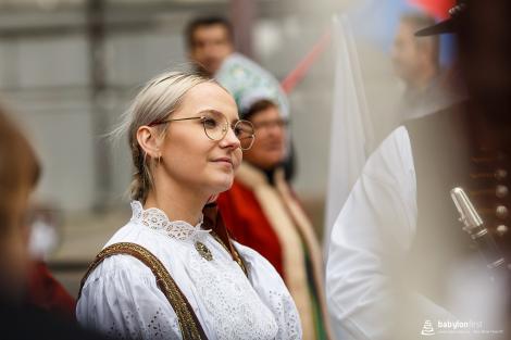 Řeka radosti - krojovaný průvod