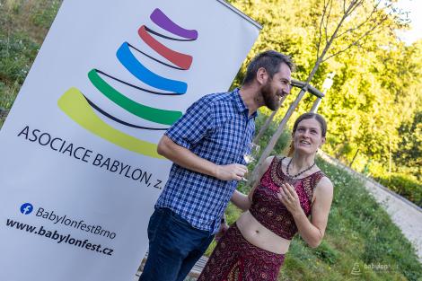 Stopy Elišky Rejčky stále živé / výstava v Arnoldově vile