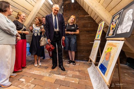 Stopy Elišky Rejčky stále živé / výstava v Arnoldově vile