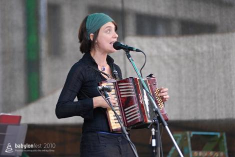 Terezie Palková – Babylonfest pro Divadelní svět, Divadelní svět pro Babylonfest