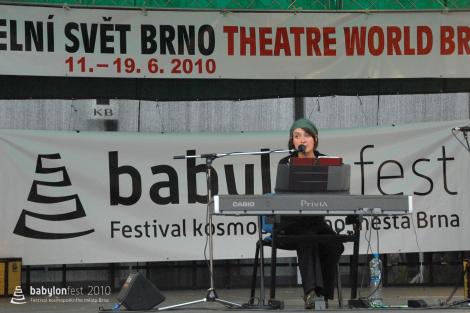 Terezie Palková – Babylonfest pro Divadelní svět, Divadelní svět pro Babylonfest