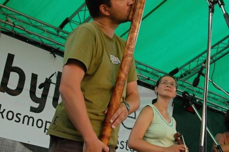 Babylonfest – den první – Bezobratři