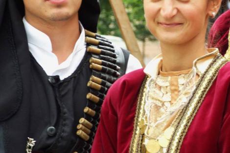 Folklor minorit – Duhové náměstí