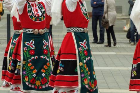 Folklor minorit – Duhové náměstí