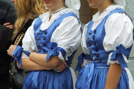 Folklor minorit – Duhové náměstí