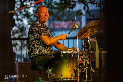 Pollonus Jazz Band s akordeonistou Aliaksandrem Yasinskim